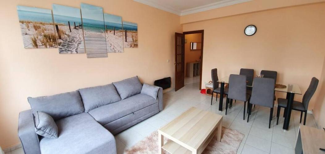Piso céntrico - Desayuno de bienvenida Appartamento Ferrol Esterno foto