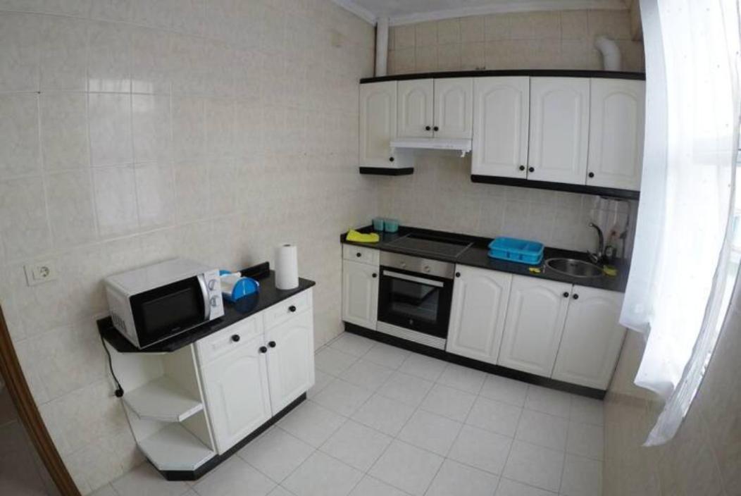 Piso céntrico - Desayuno de bienvenida Appartamento Ferrol Esterno foto